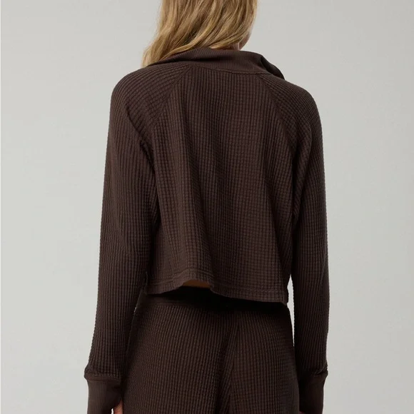 Aerie Offline Dark Brown Waffle Henley Size S Never Worn - Picture 3 of 6